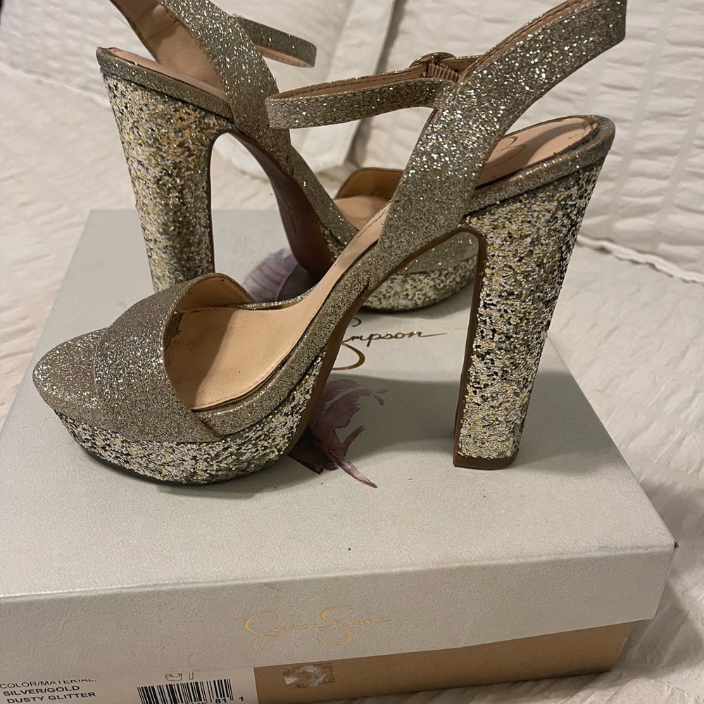 Jessica Simpson Blaney Gold Platform Sandal